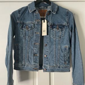 Levi’s Original Trucker Jacket NWT